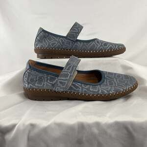 Volks Walkers Blue Patterned Mary Jane’s Women’s EU Size 39